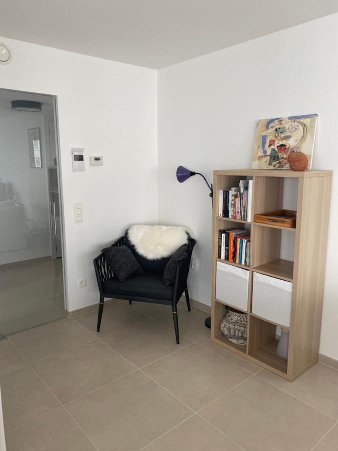 Lichtrijk 2-Slaapkamerappartement Met Zeezicht En Gratis Parking オステンド エクステリア 写真