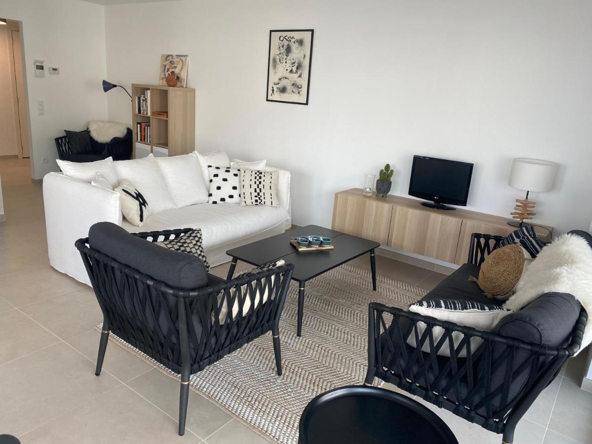 Lichtrijk 2-Slaapkamerappartement Met Zeezicht En Gratis Parking オステンド エクステリア 写真