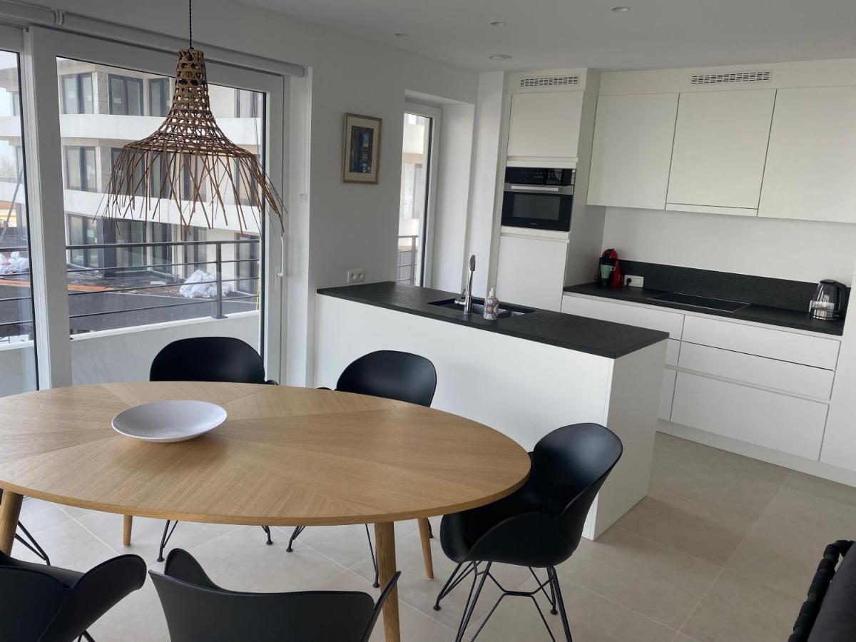 Lichtrijk 2-Slaapkamerappartement Met Zeezicht En Gratis Parking オステンド エクステリア 写真