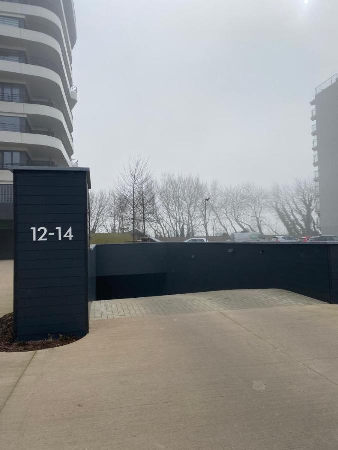 Lichtrijk 2-Slaapkamerappartement Met Zeezicht En Gratis Parking オステンド エクステリア 写真